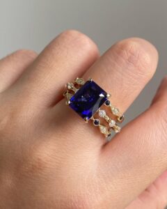 Emerald Solitaire Ring Set