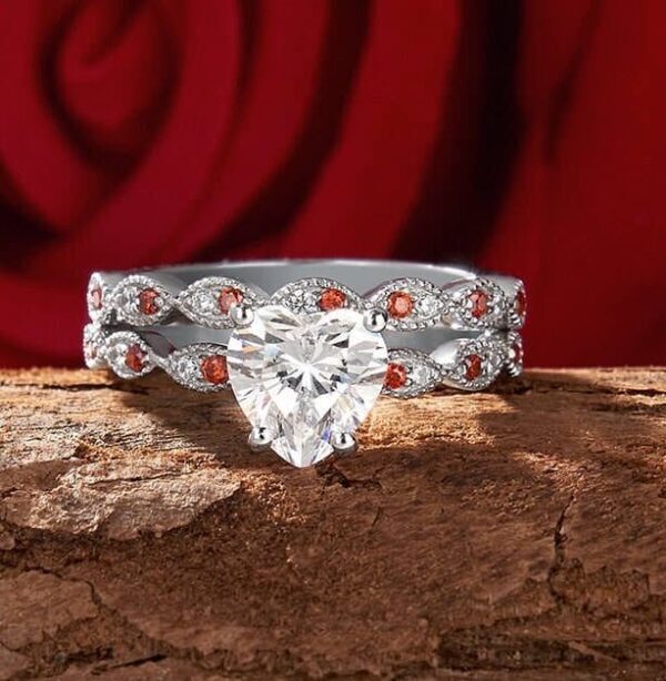 Heart Solitaire Ring Set