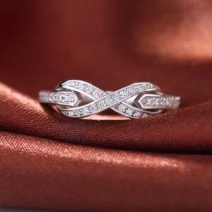 White Round Cut Band