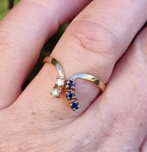 White Blue Round Band