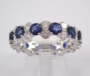 Delicate 3.30Ct White And Blue Round Cut Full Eternity Best Engagement Band Ring For Fiancée