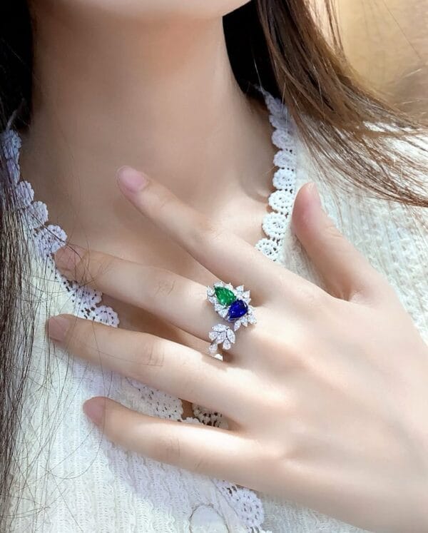 2.50Ct Blue & Green Pear Cut Solitaire Cluster Ring | Asymmetrical Open Gap Party Ring for Women