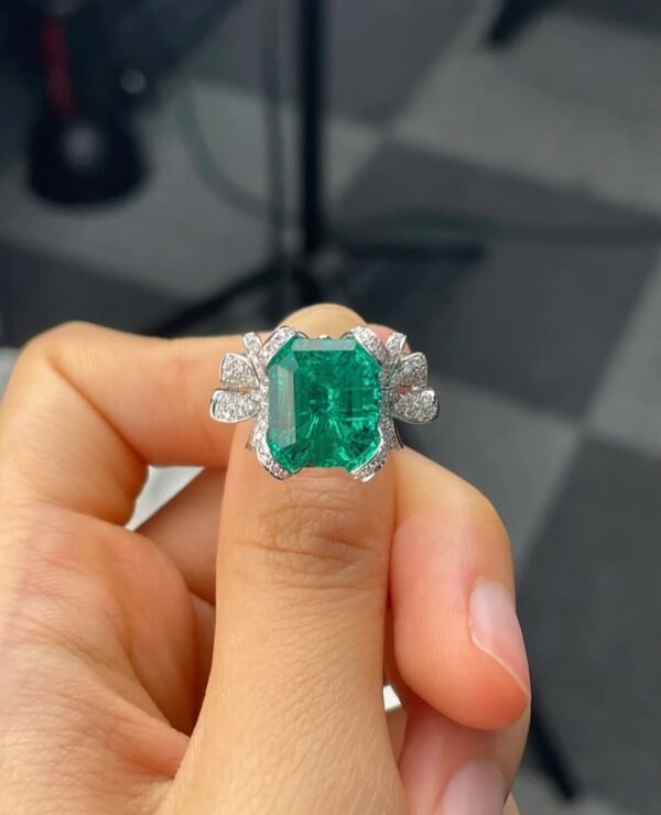 2.50Ct Green Emerald Cut Bow Style Solitaire Ring | Elegant Party Wear Jewelry & Surprise Gift For Women