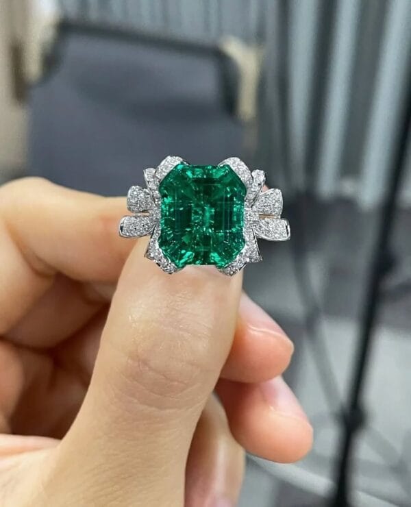 2.50Ct Green Emerald Cut Bow Style Solitaire Ring | Elegant Party Wear Jewelry & Surprise Gift For Women
