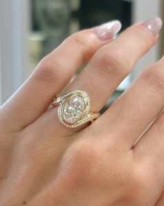 Elegant 1.80Ct White Oval Cut Bezel Ring | Glamorous Birthday Gift for Mother & Women’s Jewelry