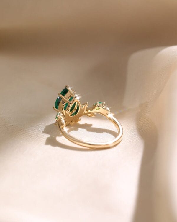 2.10Ct Green Pear Cut Solitaire Engagement Ring | Vintage Inspired Wedding Gift Ring For Bride 2.10Ct Green Pear Cut Solitaire Engagement Ring | Vintage Inspired Wedding Gift Ring For Bride